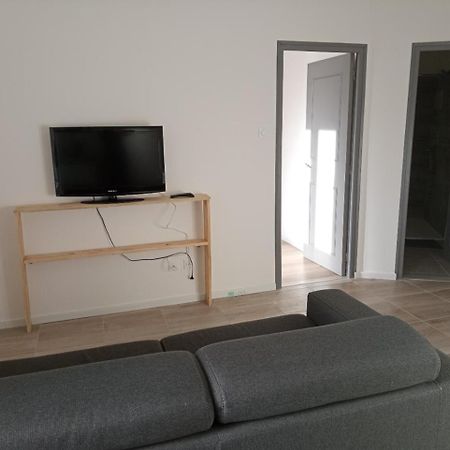 Appart Proche Toutes Commodites Souvigny Екстериор снимка